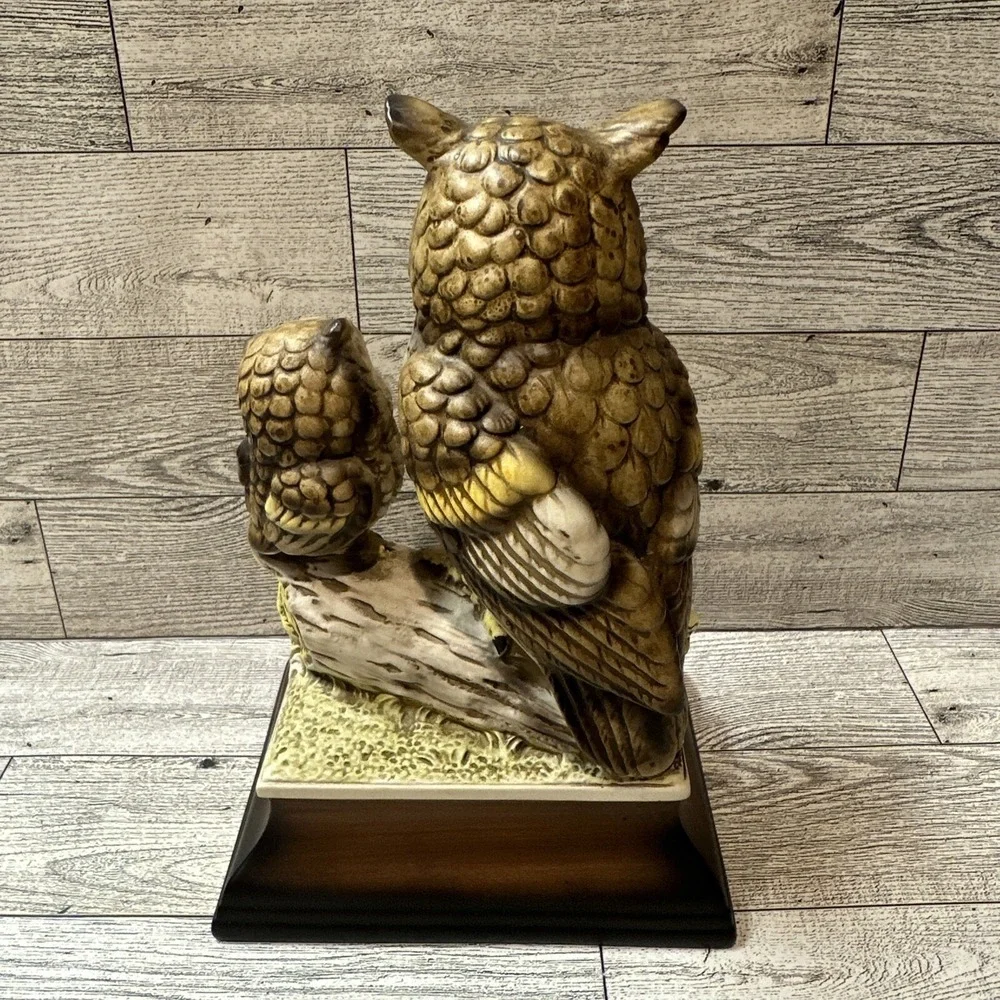 Ceramic Figurine Mother Owl w/ Baby‎ Branch 5.5x8x4